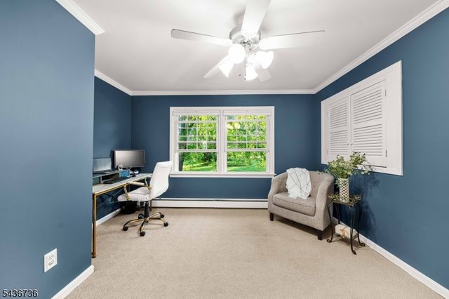 97 Beacon Hill Rd, Washington Twp., NJ 07830