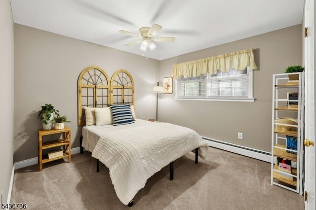 97 Beacon Hill Rd, Washington Twp., NJ 07830
