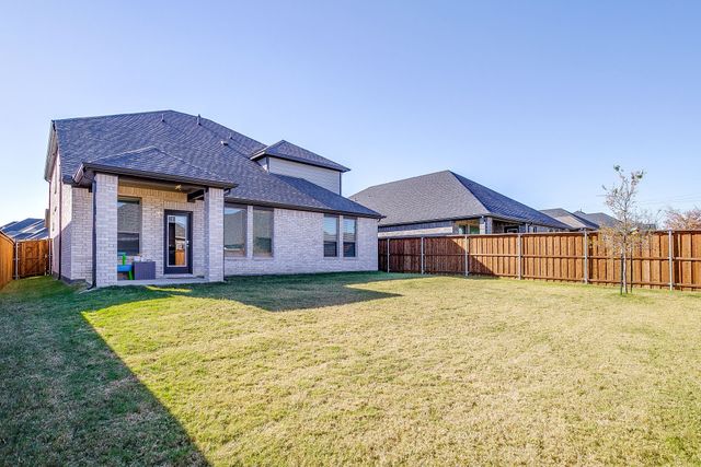5845 Corazon Lane, Fort Worth, TX 76126