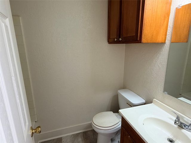 500 W Third Street, Brenham, TX 77833