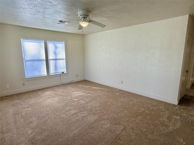 500 W Third Street, Brenham, TX 77833