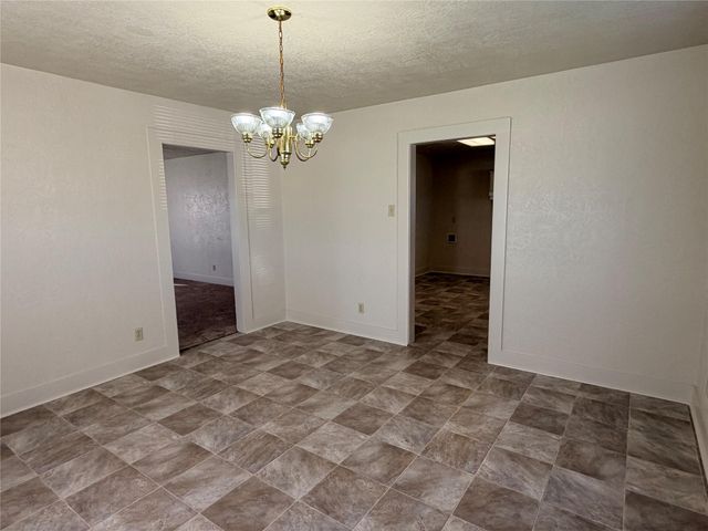 500 W Third Street, Brenham, TX 77833