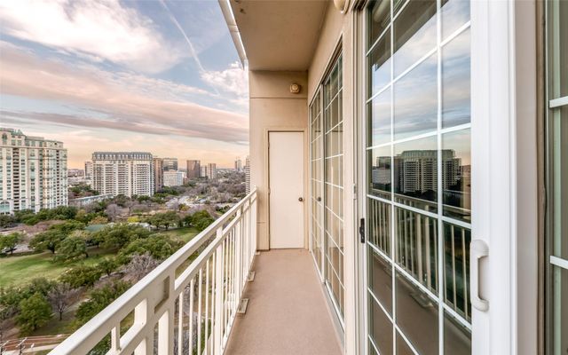 3225 Turtle Creek Boulevard 1906, Dallas, TX 75219