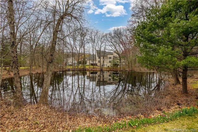 84 Perry Street 220, Putnam, CT 06260