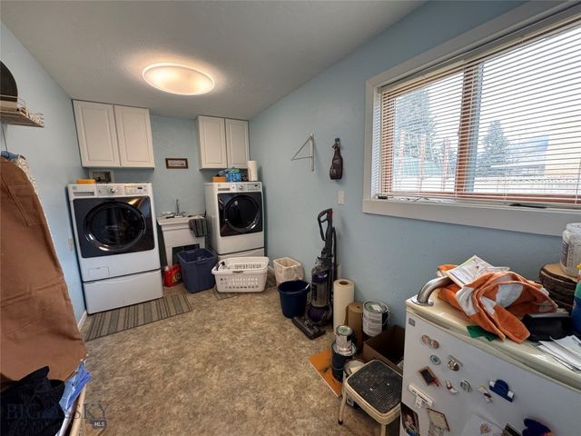 105 Country Club Lane, Butte, MT 59701