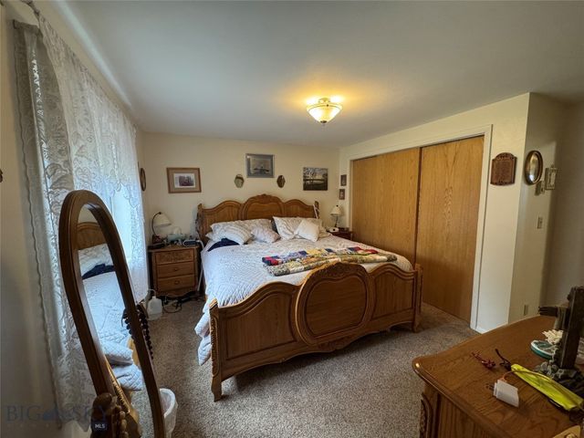 105 Country Club Lane, Butte, MT 59701