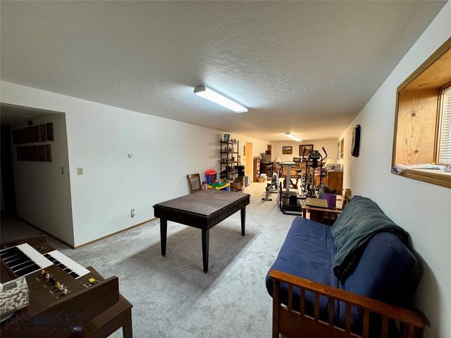 105 Country Club Lane, Butte, MT 59701