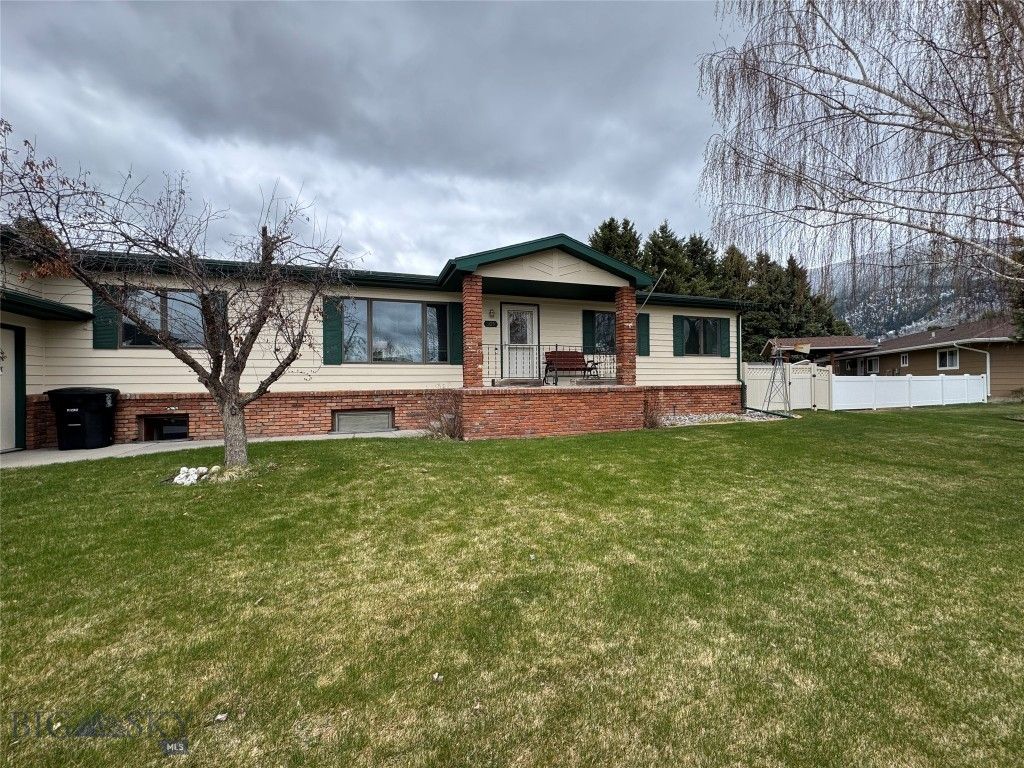 105 Country Club Lane, Butte, MT 59701