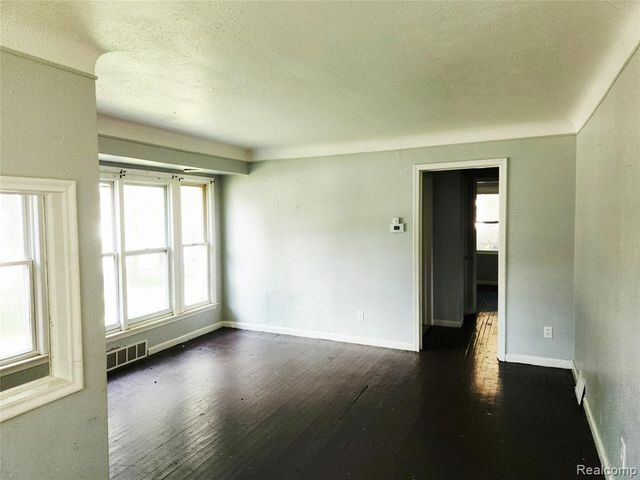 17136 Stout Street, Detroit, MI 48219