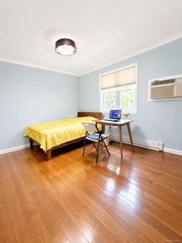 221-15 67th Avenue 1FL, Oakland Gardens, NY 11364