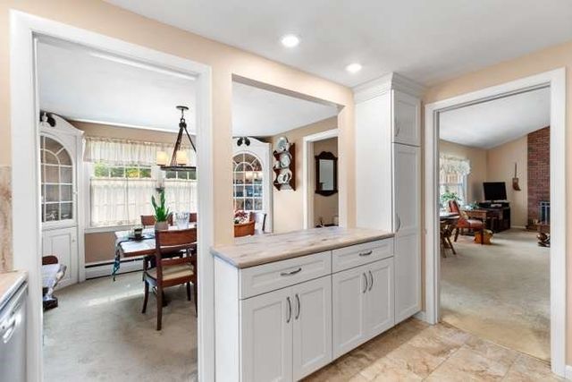 9 Graystone Drive, Danvers, MA 01923