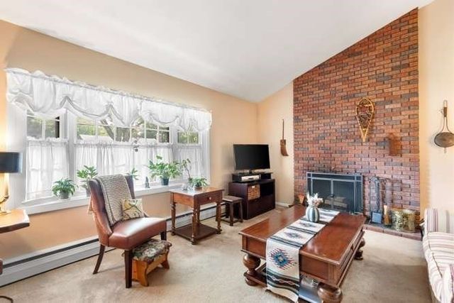 9 Graystone Drive, Danvers, MA 01923