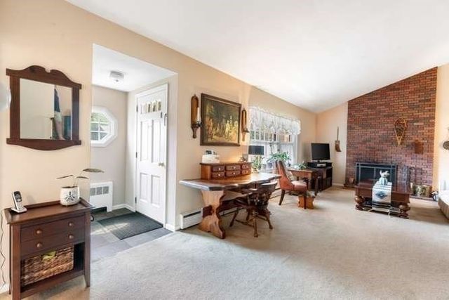 9 Graystone Drive, Danvers, MA 01923