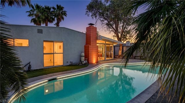 1995 Caballero Way, Las Vegas, NV 89169