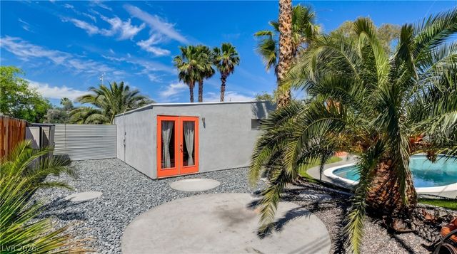 1995 Caballero Way, Las Vegas, NV 89169