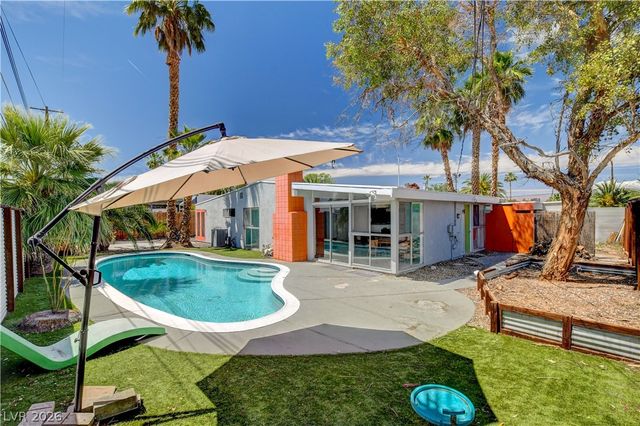 1995 Caballero Way, Las Vegas, NV 89169