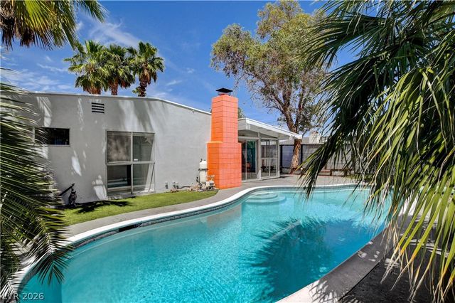 1995 Caballero Way, Las Vegas, NV 89169