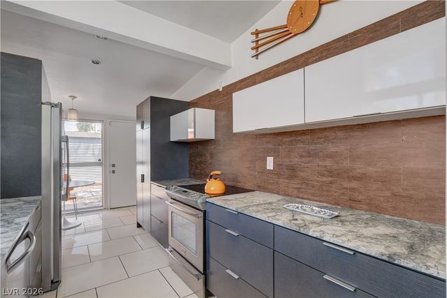 1995 Caballero Way, Las Vegas, NV 89169