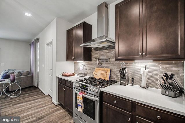 486 HOLLY CORNER RD, Fredericksburg, VA 22406