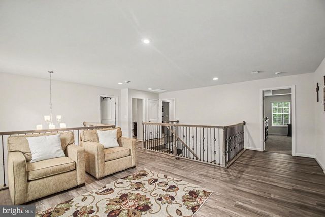 486 HOLLY CORNER RD, Fredericksburg, VA 22406