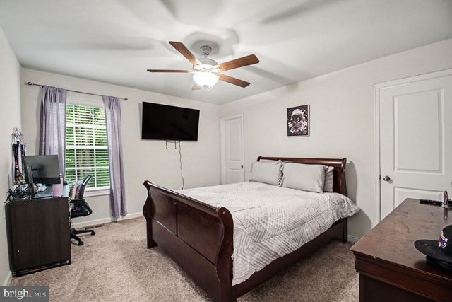 486 HOLLY CORNER RD, Fredericksburg, VA 22406
