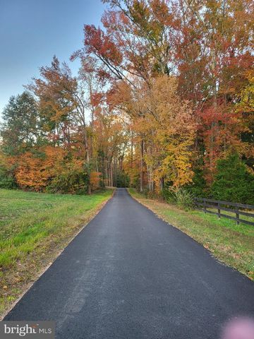 486 HOLLY CORNER RD, Fredericksburg, VA 22406