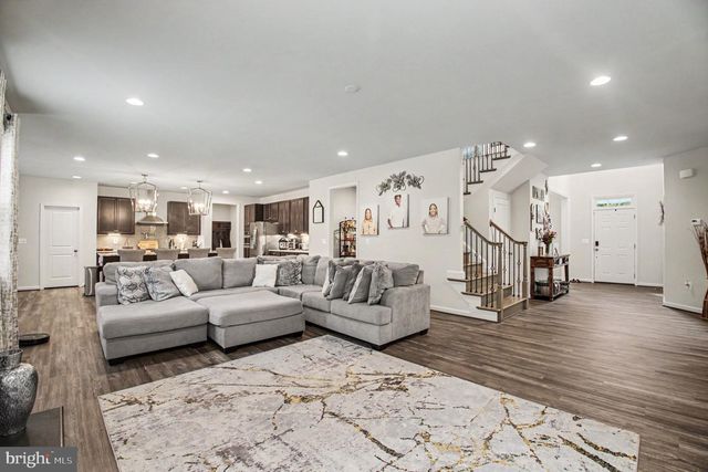 486 HOLLY CORNER RD, Fredericksburg, VA 22406