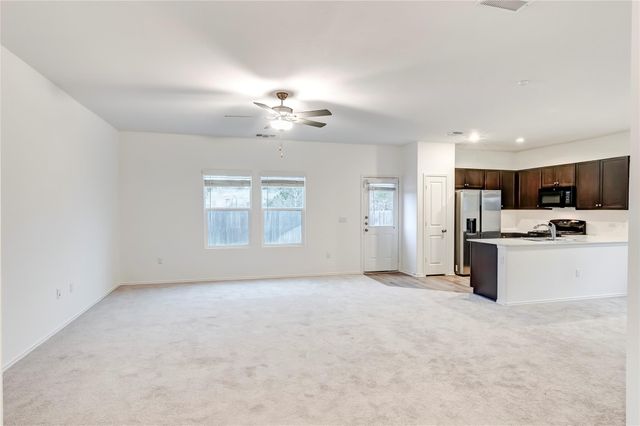 7706 Poppy Petal LOOP, Del Valle, TX 78617