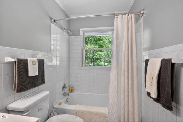 14 Jonan Court, Chapel Hill, NC 27516