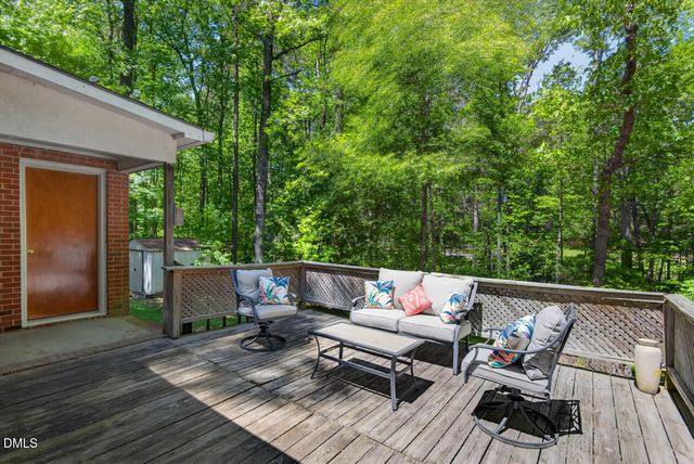 14 Jonan Court, Chapel Hill, NC 27516