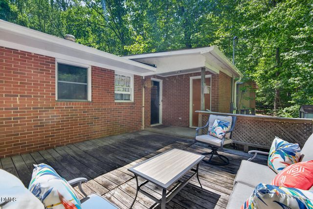 14 Jonan Court, Chapel Hill, NC 27516