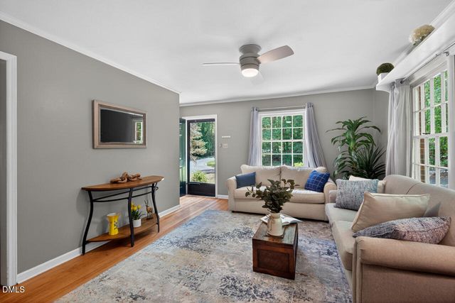 14 Jonan Court, Chapel Hill, NC 27516