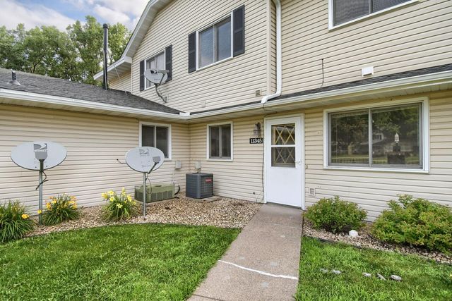 11345 Ibis Street NW, Coon Rapids, MN 55433