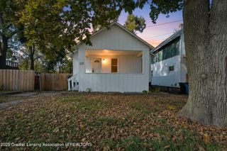 218 S Hayford Avenue, Lansing, MI 48912