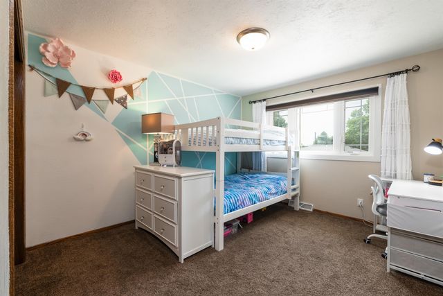2031 8th Street N, Bismarck, ND 58501