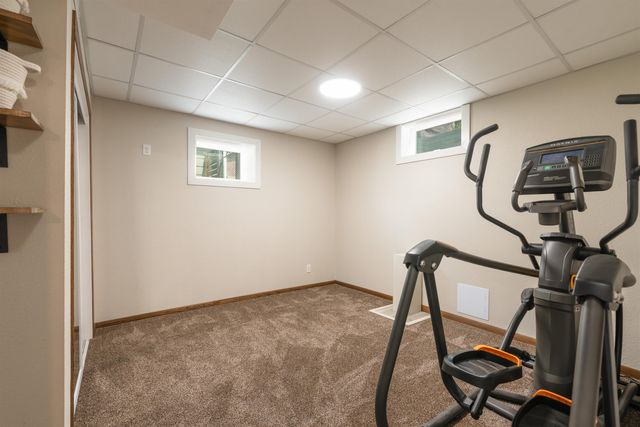 2031 8th Street N, Bismarck, ND 58501