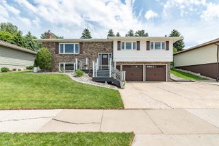 2031 8th Street N, Bismarck, ND 58501