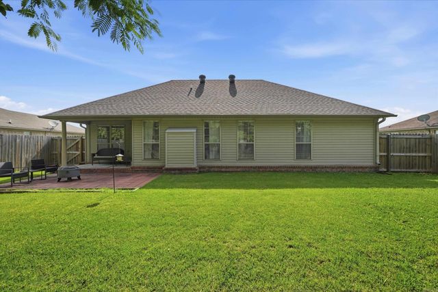 27 Tanzanite Drive, Greenbrier, AR 72058