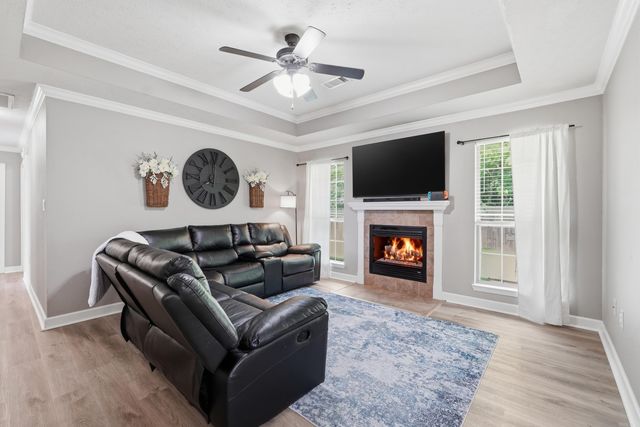 27 Tanzanite Drive, Greenbrier, AR 72058