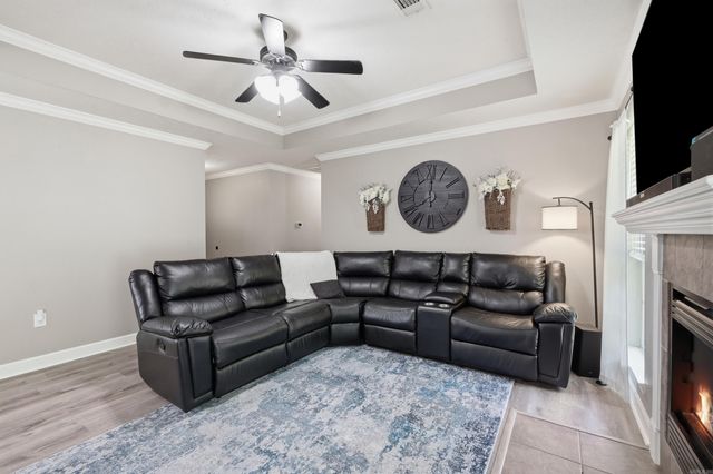 27 Tanzanite Drive, Greenbrier, AR 72058