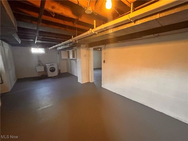 429 Tudor Lane, Youngstown, OH 44512