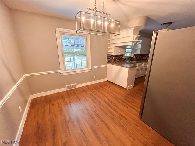 429 Tudor Lane, Youngstown, OH 44512