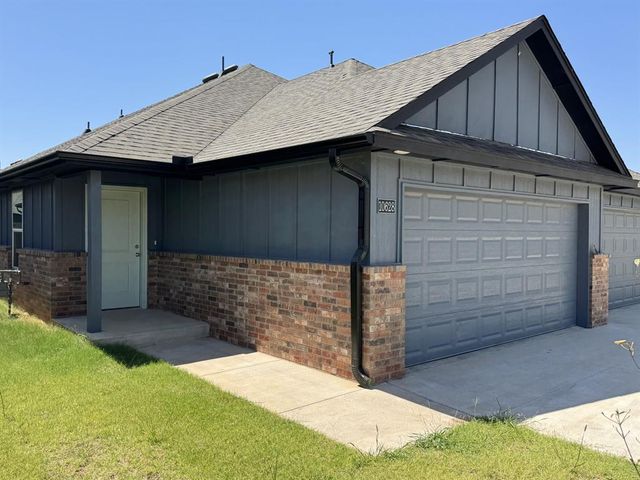 10628 SW 16th Terrace, Yukon, OK 73099