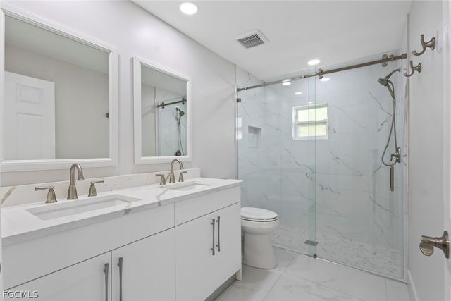 107 Albatross ST, Fort Myers Beach, FL 33931