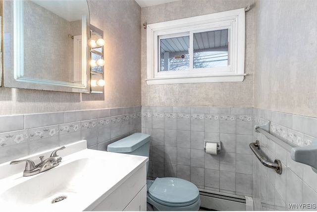 559 Frankhauser Road, Amherst, NY 14221