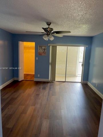 6020 NW 44th St 406, Lauderhill, FL 33319