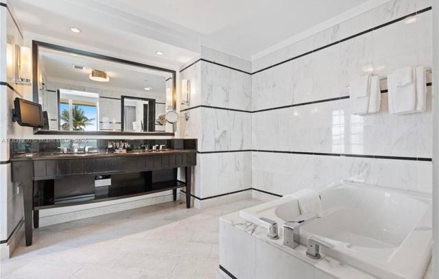 4391 Collins Avenue 623, Miami Beach, FL 33140