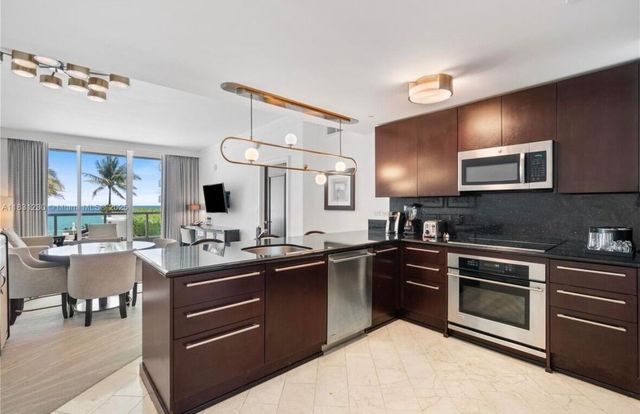 4391 Collins Avenue 623, Miami Beach, FL 33140