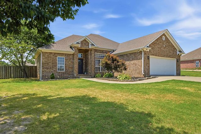 535 Triple J Drive, Lonoke, AR 72086