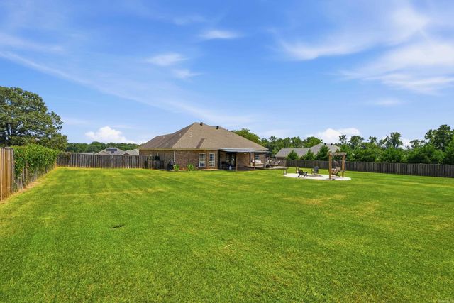 535 Triple J Drive, Lonoke, AR 72086
